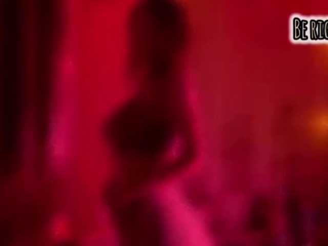 Armura's BongaCams show and profile