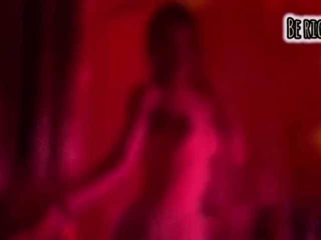 Armura's BongaCams show and profile