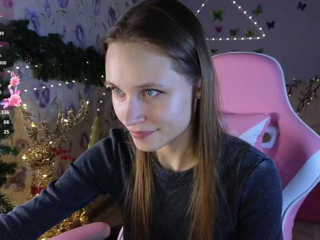 Armura's BongaCams show and profile