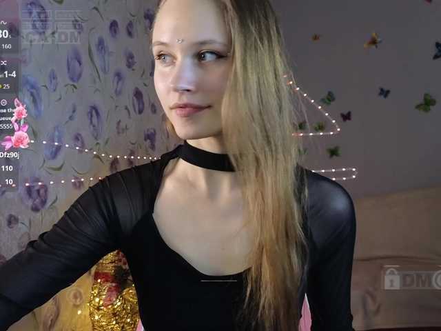 Armura's BongaCams show and profile