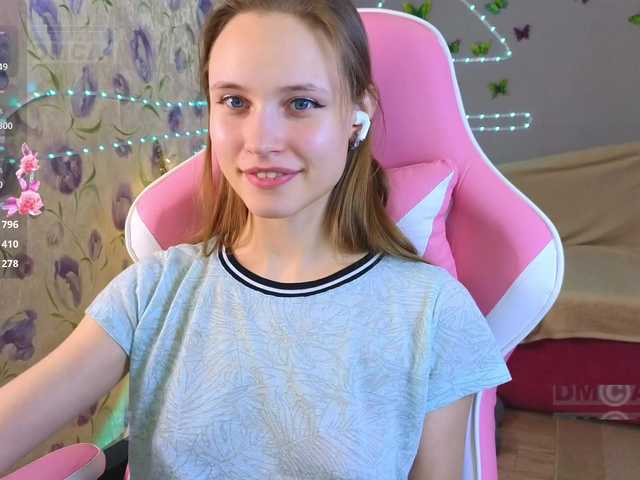 Armura's BongaCams show and profile