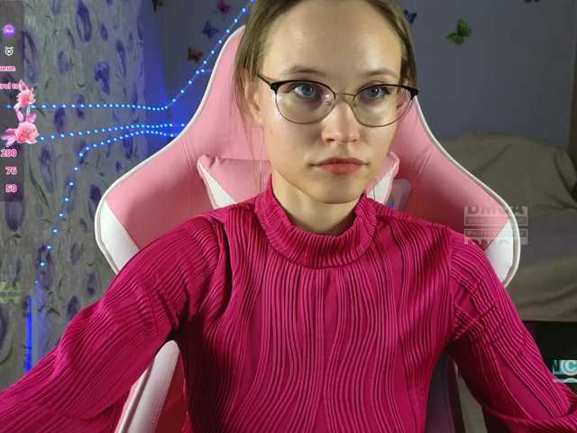 Armura's BongaCams show and profile