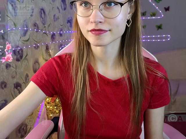 Armura's BongaCams show and profile