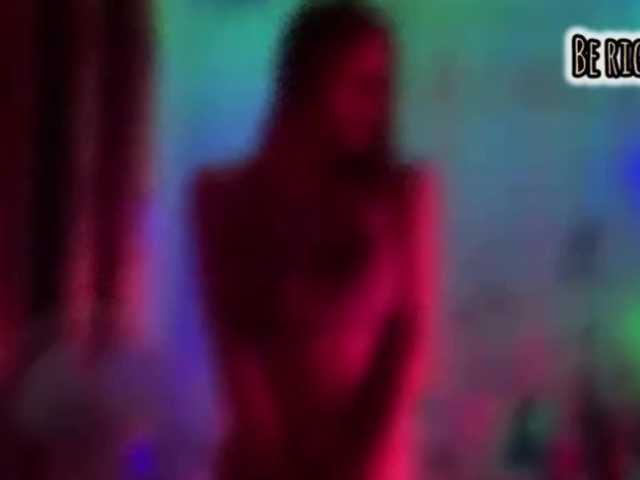 Armura's BongaCams show and profile