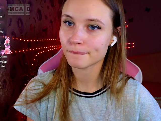 Armura's BongaCams show and profile