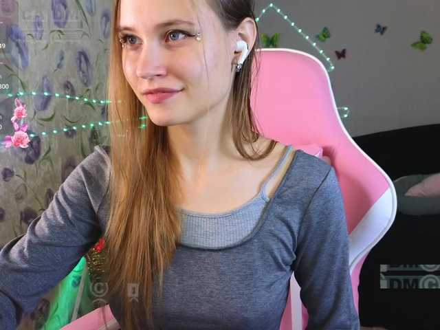 Armura's BongaCams show and profile