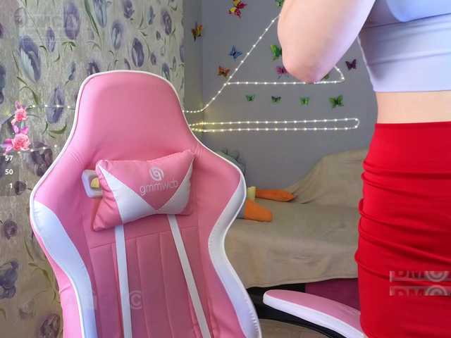 Armura's BongaCams show and profile