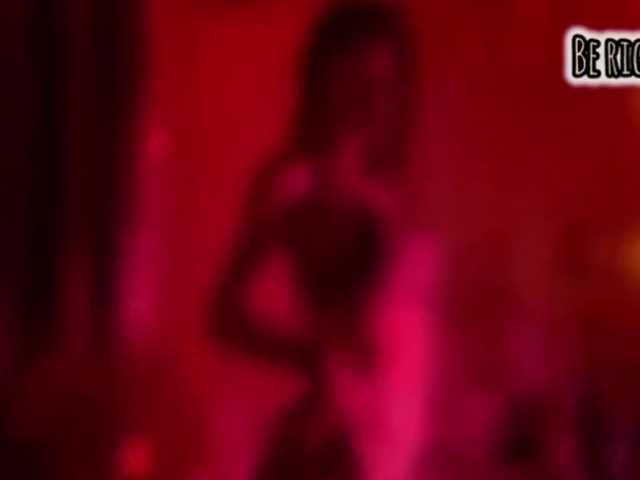 Armura's BongaCams show and profile