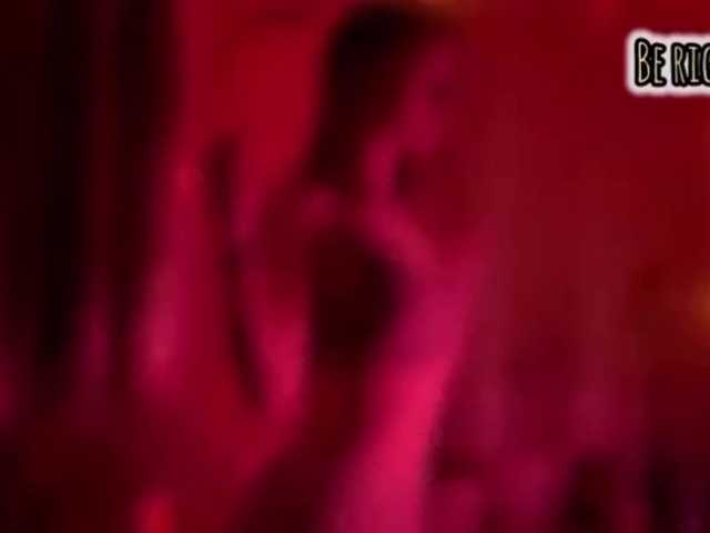 Armura's BongaCams show and profile