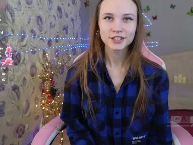 le modèle Armura est en webcam porno dans un show sur le site bongacams, il possède les tags suivants: White/Caucasian,Blonde,Shaved