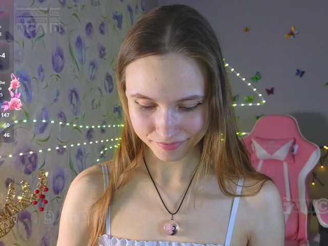 Armura's BongaCams show and profile