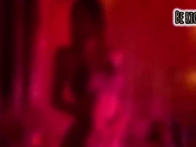 Armura's BongaCams show and profile