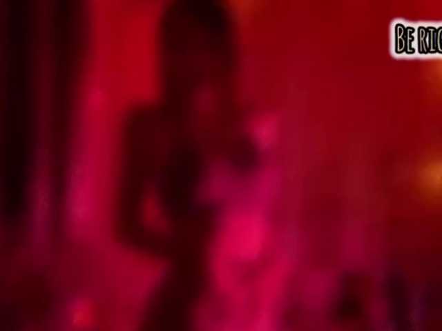 Armura's BongaCams show and profile