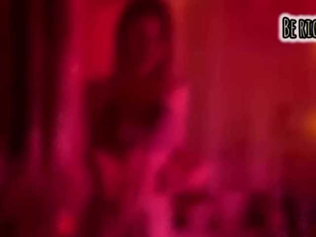 Armura's BongaCams show and profile