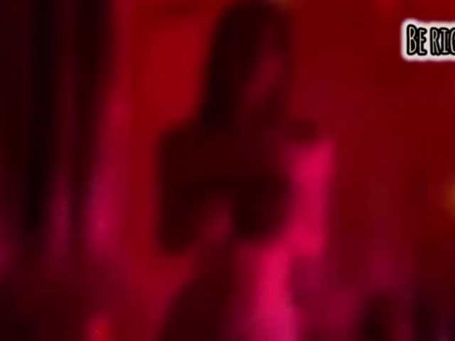 Armura's BongaCams show and profile