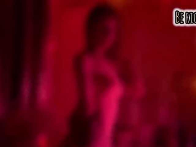 Armura's BongaCams show and profile