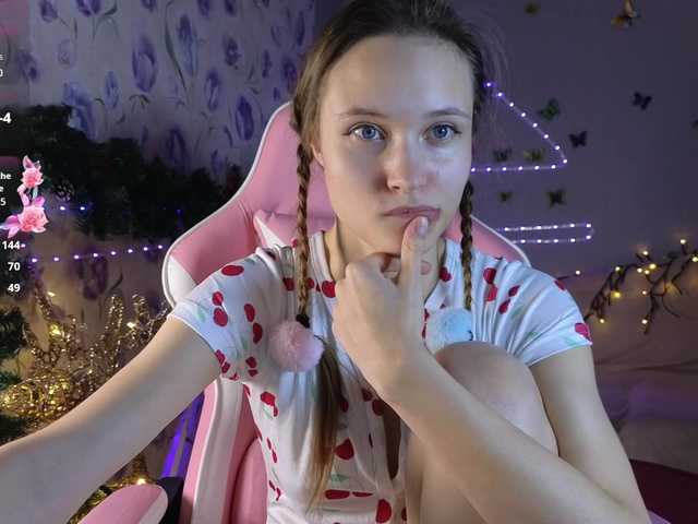 Armura's BongaCams show and profile