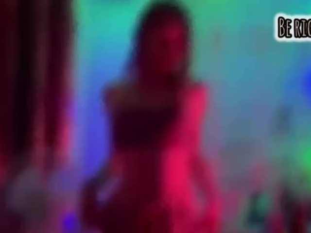 Armura's BongaCams show and profile