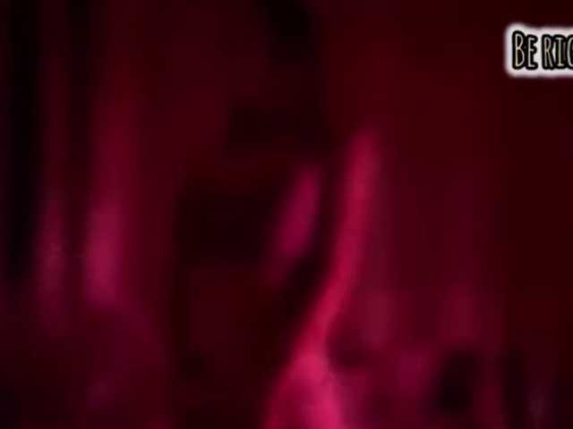 Armura's BongaCams show and profile