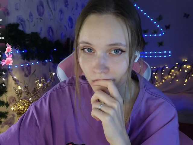 Armura's BongaCams show and profile