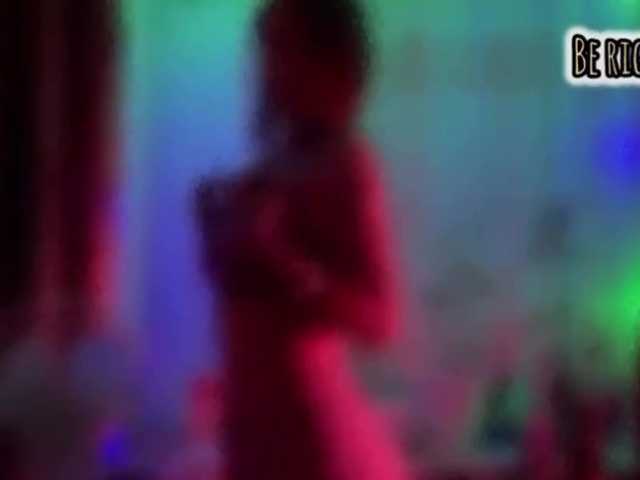 Armura's BongaCams show and profile