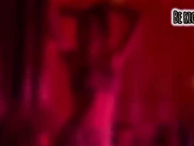 Armura's BongaCams show and profile