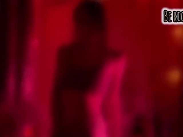 Armura's BongaCams show and profile