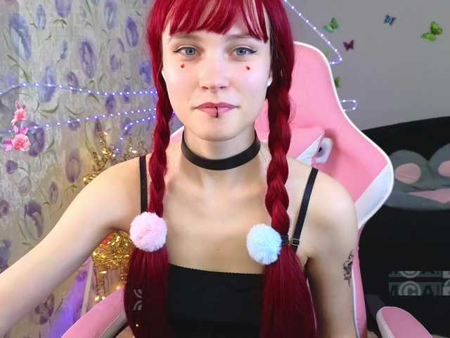 Armura's BongaCams show and profile