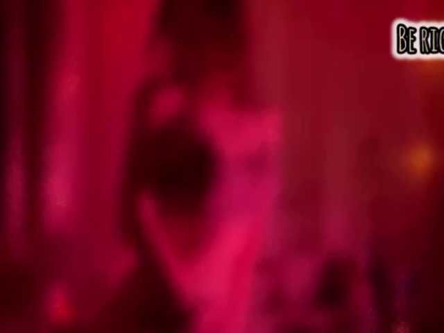 Armura's BongaCams show and profile