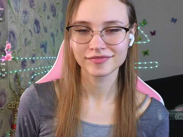 Armura's BongaCams show and profile