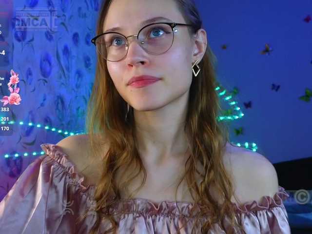 Armura's BongaCams show and profile