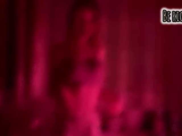 Armura's BongaCams profile