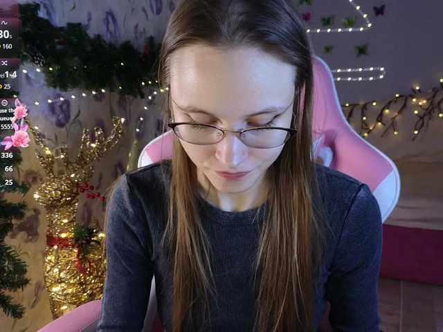 Armura's BongaCams show and profile