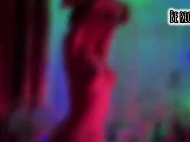 Armura's BongaCams show and profile