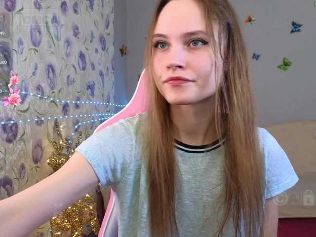 Armura's BongaCams show and profile