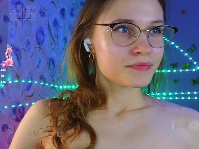 Armura's BongaCams show and profile