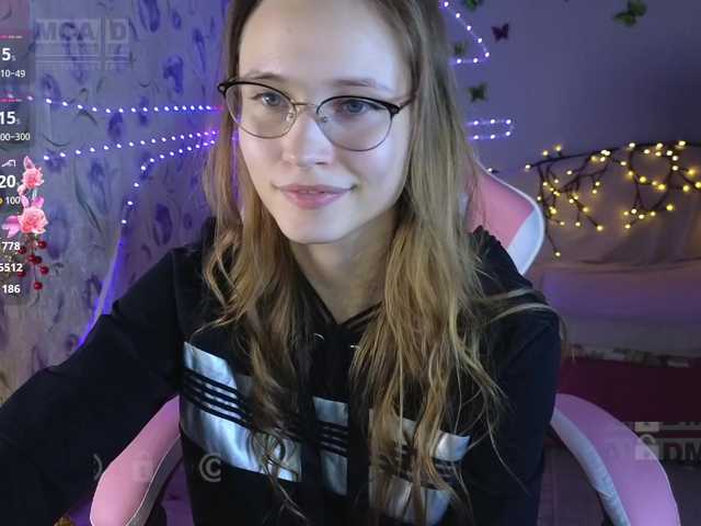 Armura's BongaCams show and profile