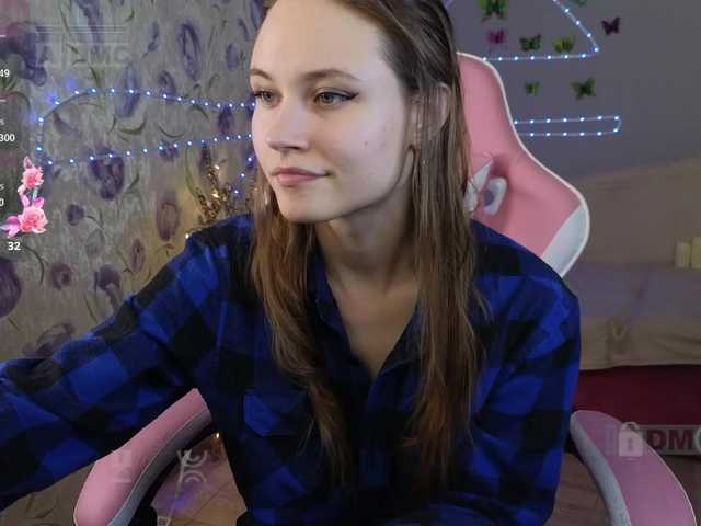 Armura's BongaCams show and profile