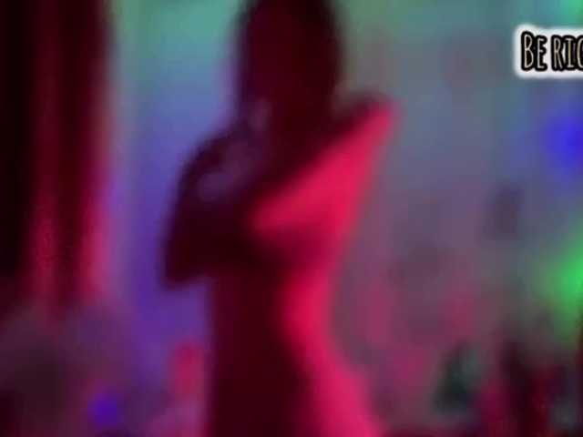 Armura's BongaCams profile