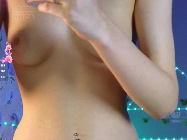 Armura's BongaCams profile