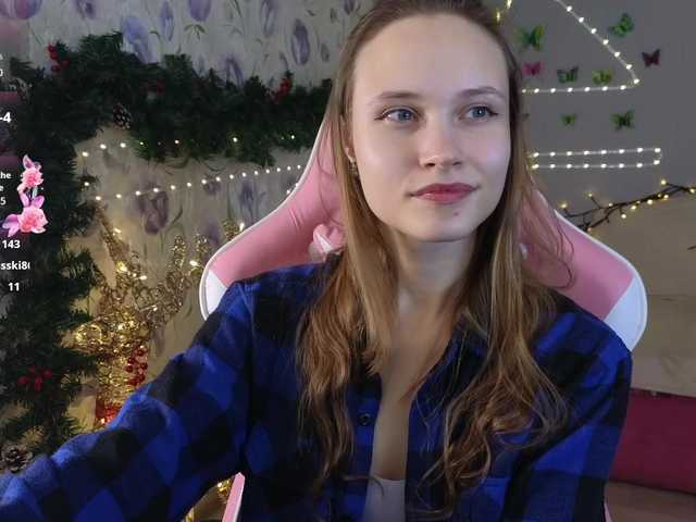 Armura's BongaCams show and profile