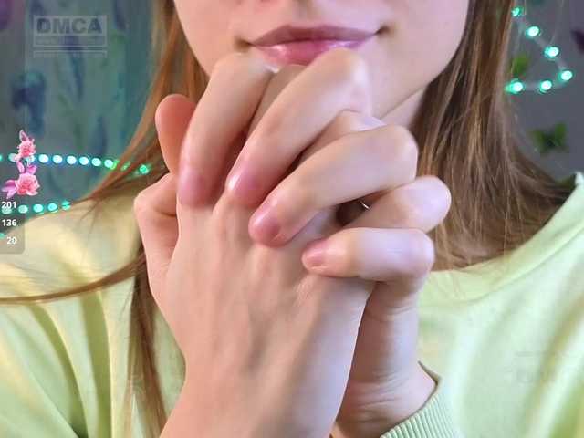 Armura's BongaCams show and profile