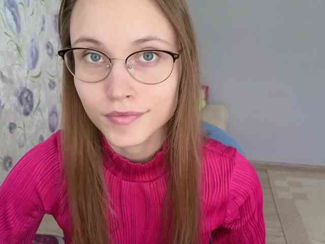 Armura's webcam live show