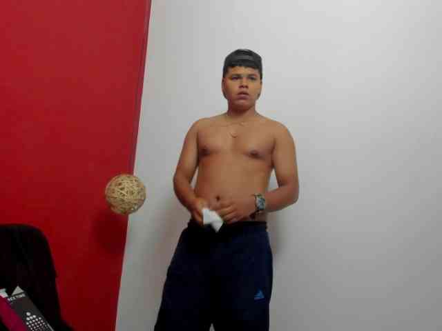 Miguehard Live Webcam on BongaCams Miguehard Live Webcam on BongaCams