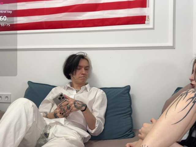 VeryRareTwins's BongaCams show and profile