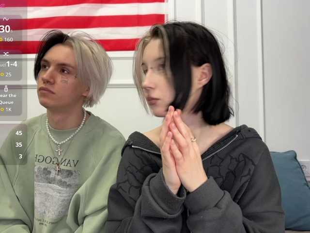 VeryRareTwins's BongaCams show and profile