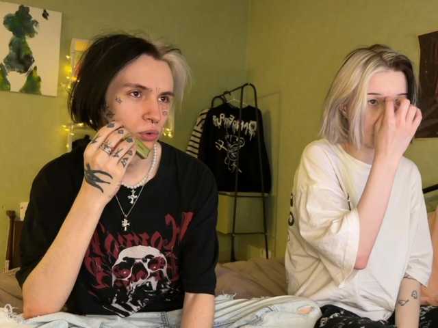 VeryRareTwins from BongaCams