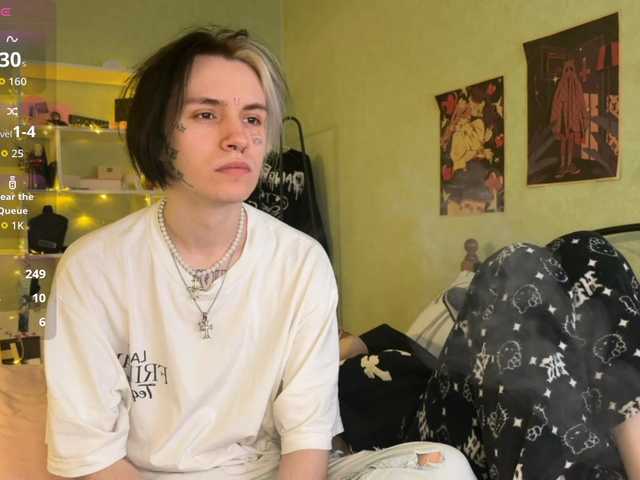 VeryRareTwins from BongaCams