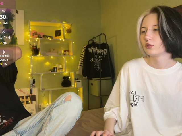 VeryRareTwins from BongaCams