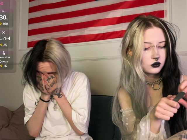 VeryRareTwins's BongaCams show and profile